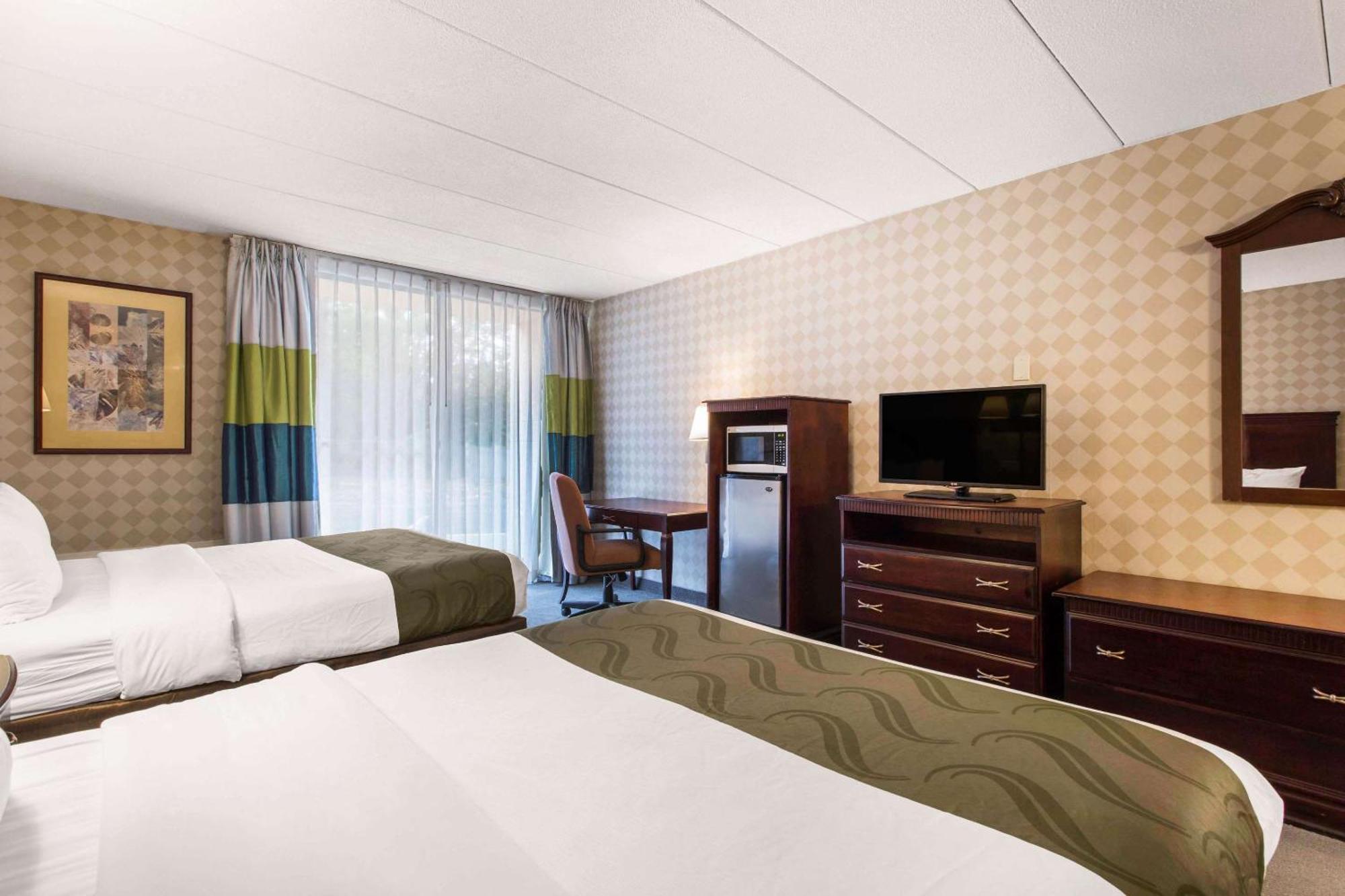 Quality Inn West Springfield Exteriér fotografie